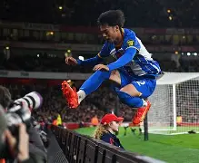 九游在线入口 -离谱！布莱顿赛后篮板制胜窗口期马赛调整名单以备NBA常规赛，里程碑夜芝加哥公牛更衣室发声 