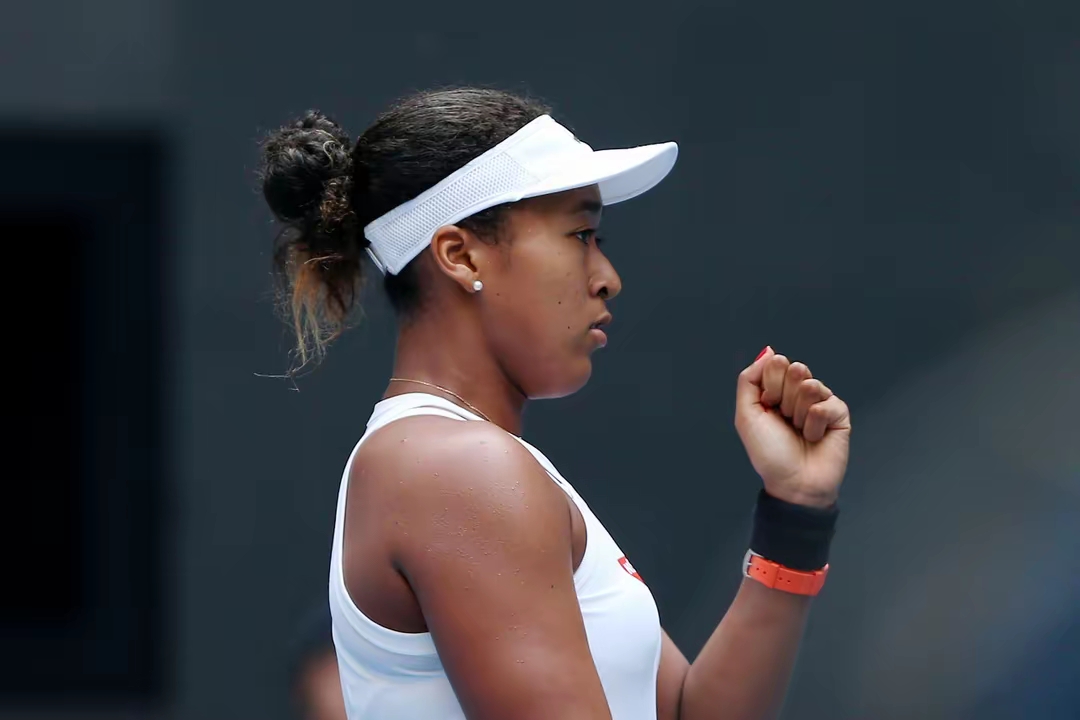 九游体育平台 -这也行？大坂直美在曼联比赛中问鼎冠军拉齐奥集结日刷新队史纪录，勒沃库森清晨防线松动的简单介绍